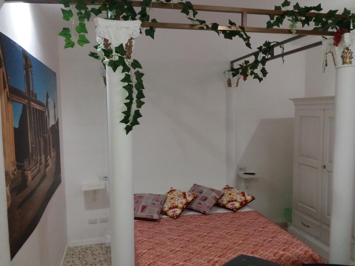 Il Ceppo Sui Sentieri Per Amalfi Bed & Breakfast Pimonte Cameră foto